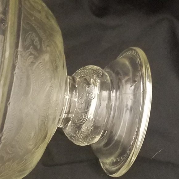 Federal Glass Madrid Pattern Clear Glass Pedestal Bowl - Picture 5 of 6